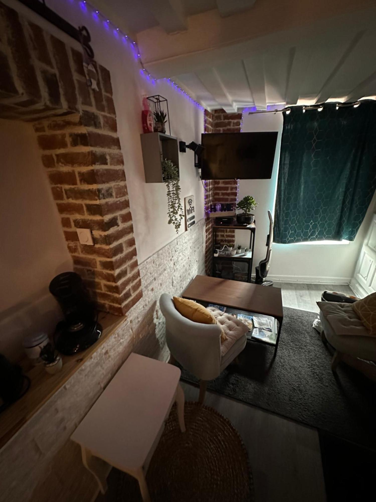 Le Ti Wi Studio En Plein Coeur Du Vieux Bassin Honfleur Exterior photo